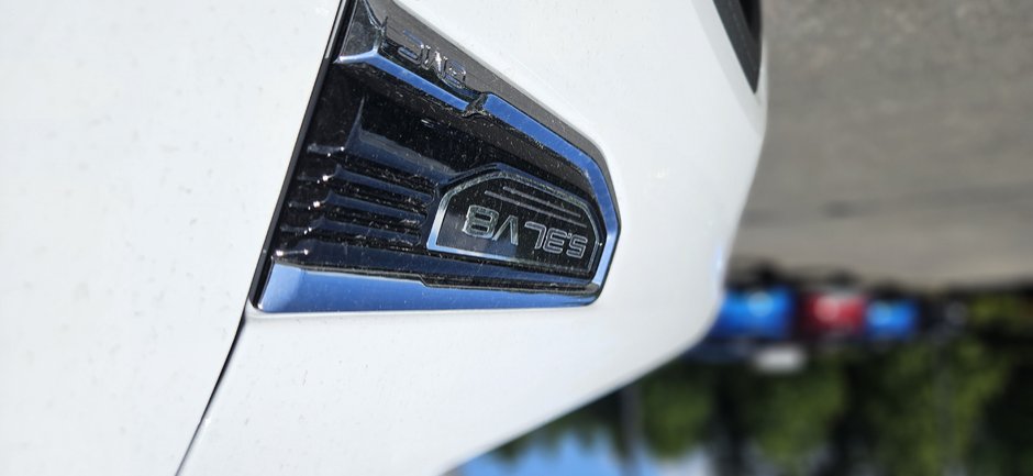 2025 GMC Sierra 1500 SLE-12