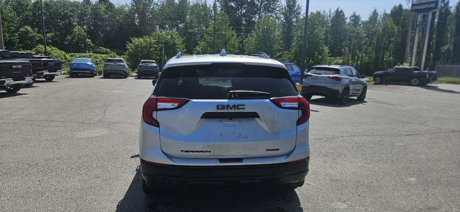 2022 GMC Terrain SLE-8