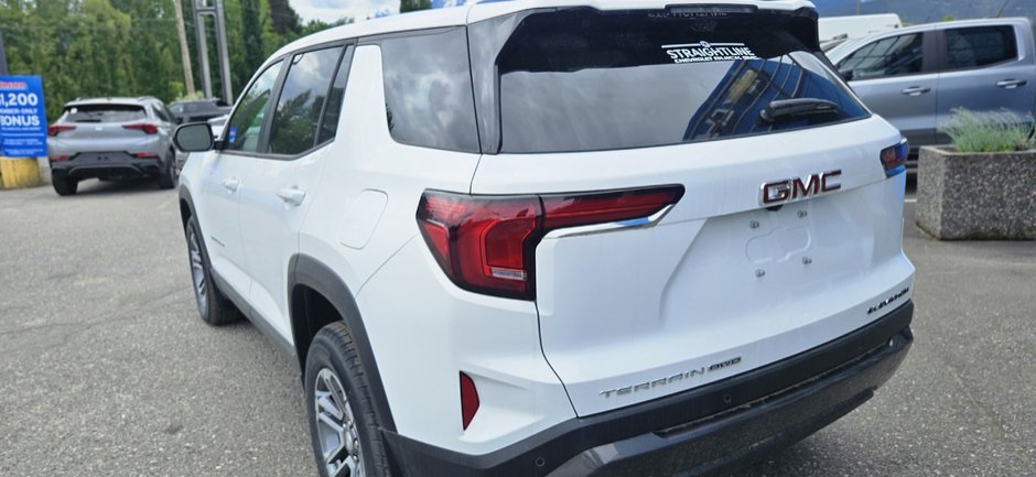 2025 GMC Terrain Elevation-16