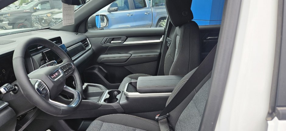 2025 GMC Terrain Elevation-7