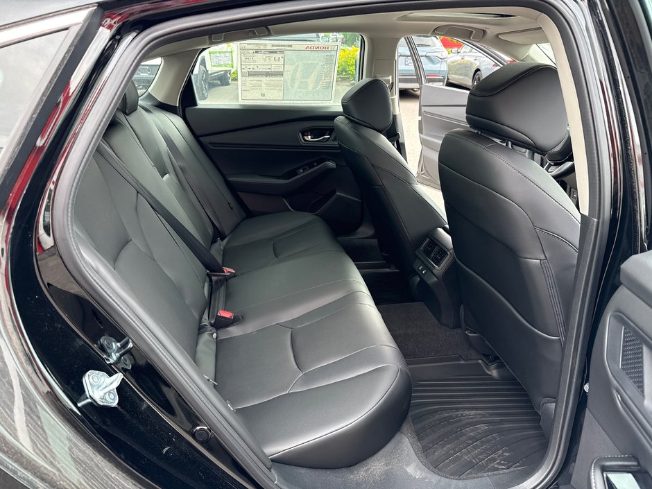 2025 Honda Accord Hybrid TOURING-12