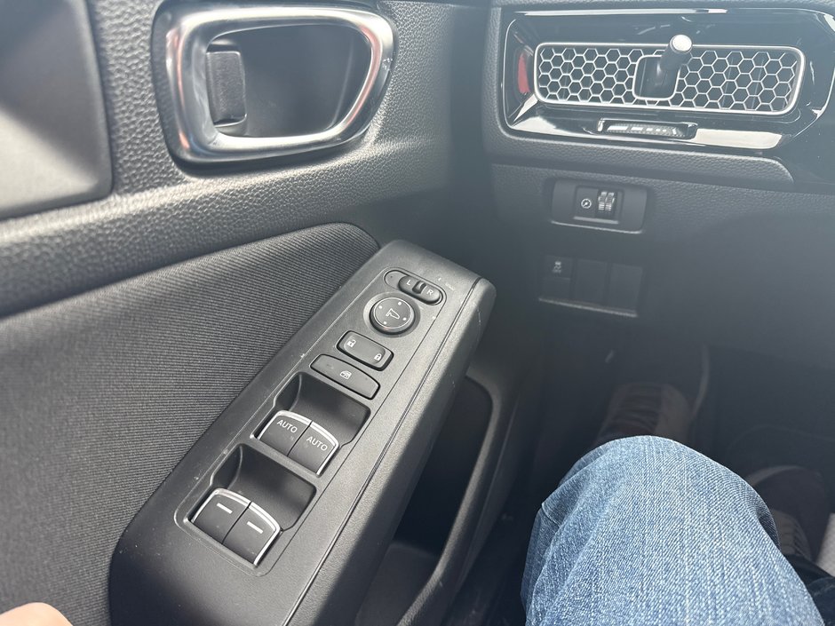 2025 Honda Civic LX-9