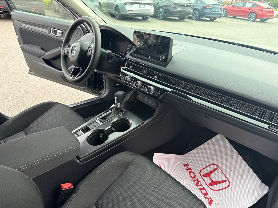 2025 Honda Civic LX-13