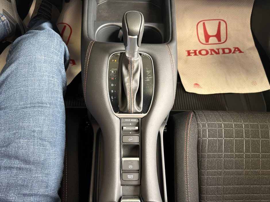 2025 Honda HR-V SPORT-10