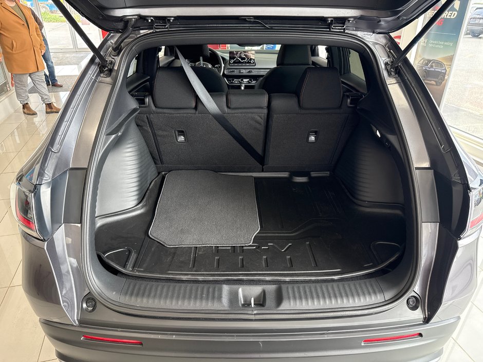 2025 Honda HR-V SPORT-8