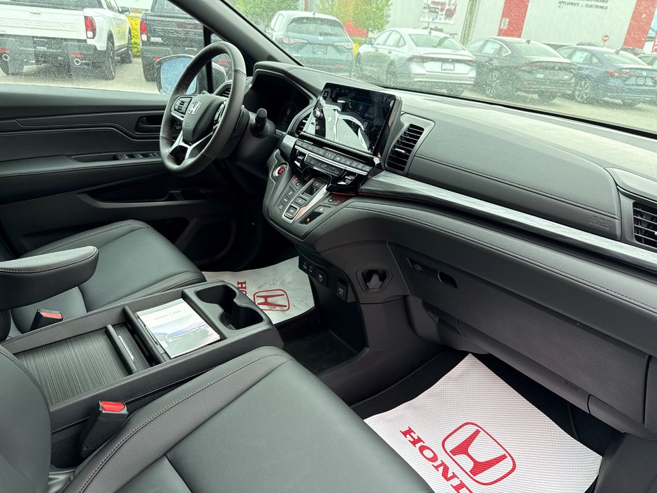 2025 Honda Odyssey SPORT-L-19