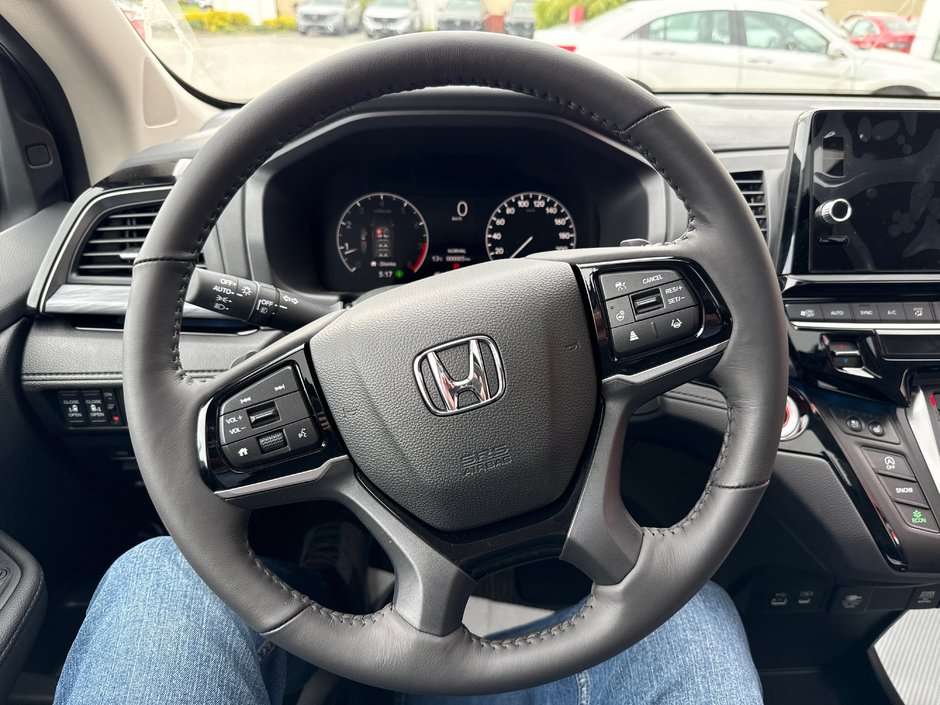 2025 Honda Odyssey TOURING-11