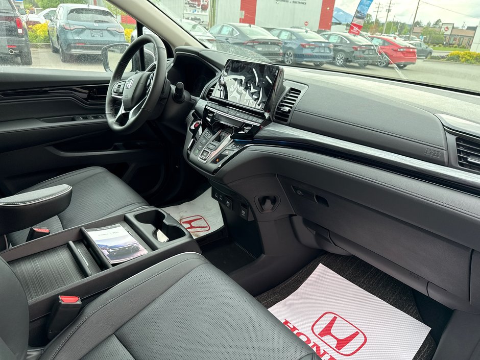 2025 Honda Odyssey TOURING-20