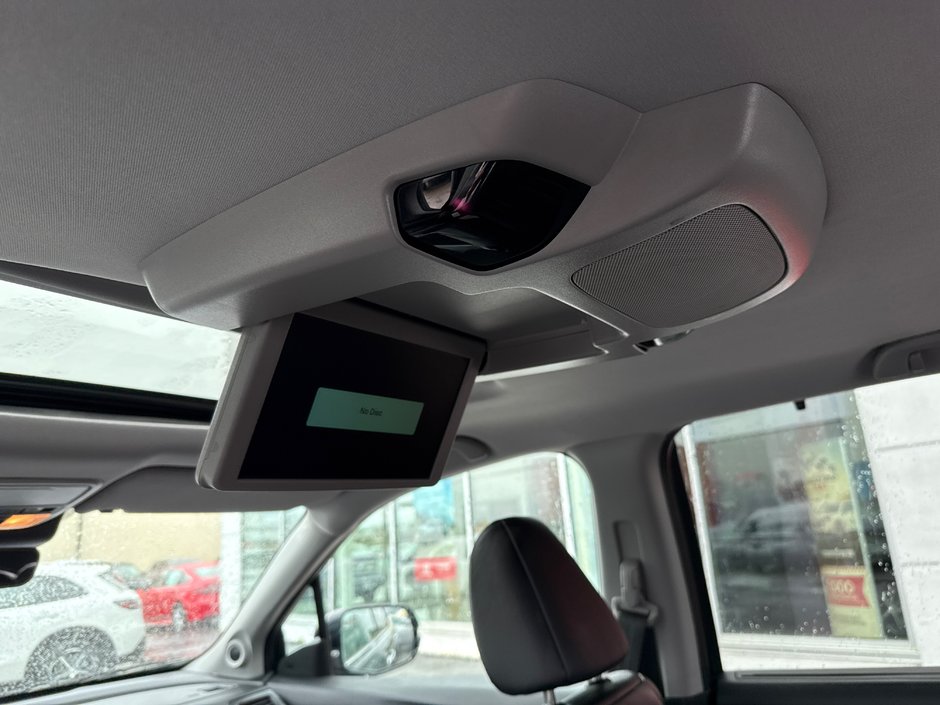 2021 Honda Pilot Touring 8-Passenger-18