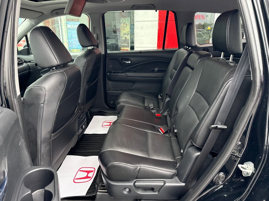 2021 Honda Pilot Touring 8-Passenger-15