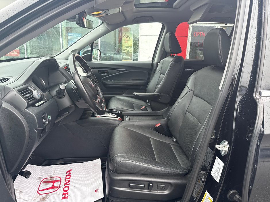 2021 Honda Pilot Touring 8-Passenger-6