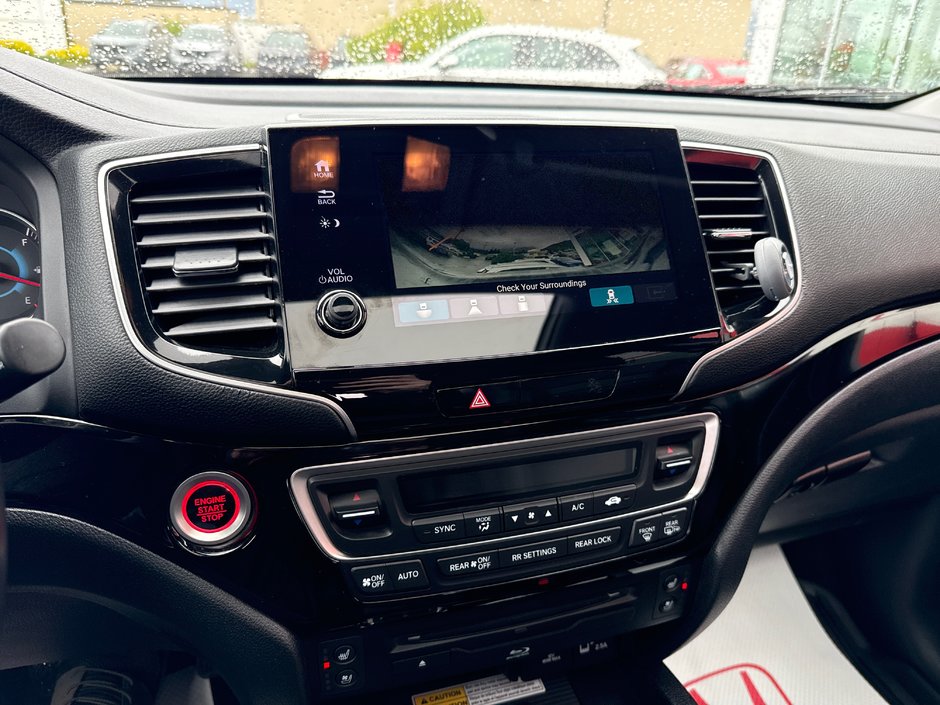 2021 Honda Pilot Touring 8-Passenger-10