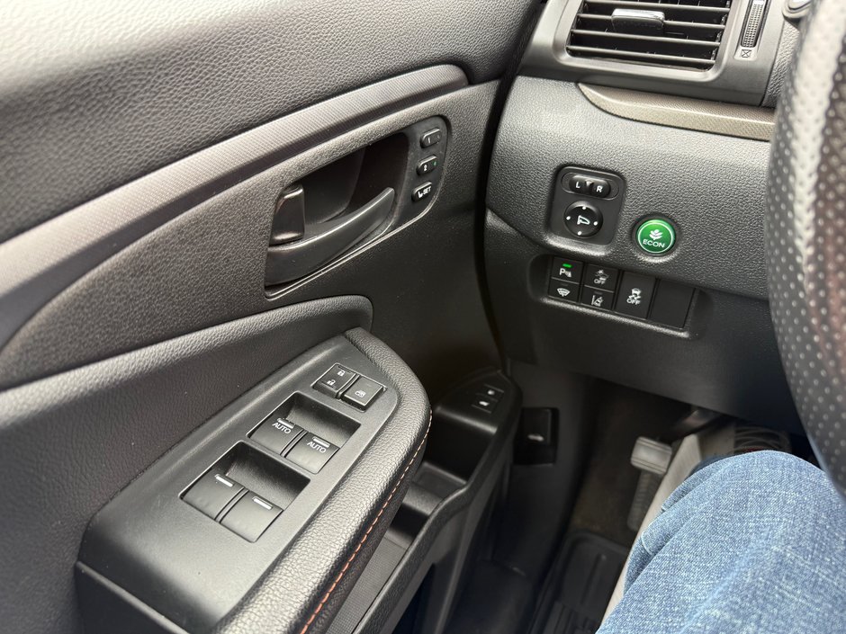 2022 Honda Pilot TrailSport-19