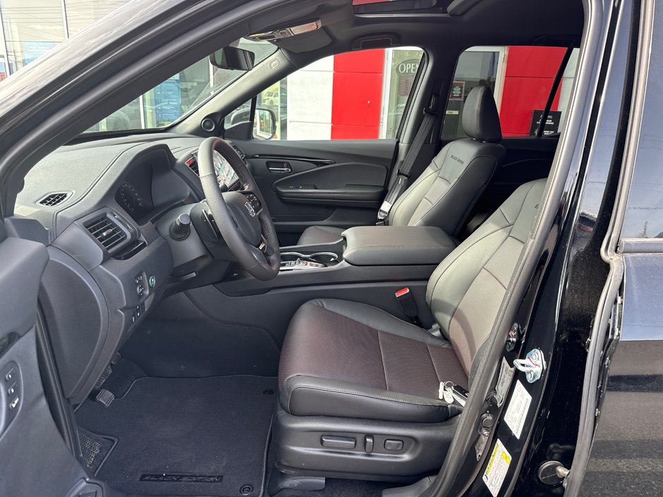 2025 Honda Ridgeline Black Edition-7