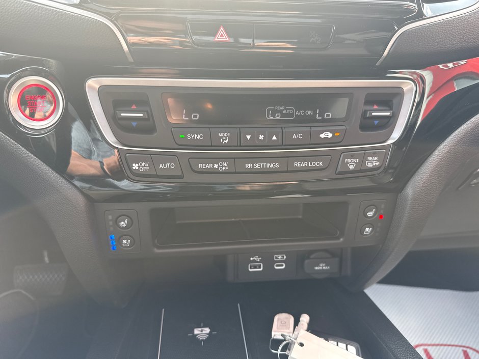 2025 Honda Ridgeline Black Edition-9