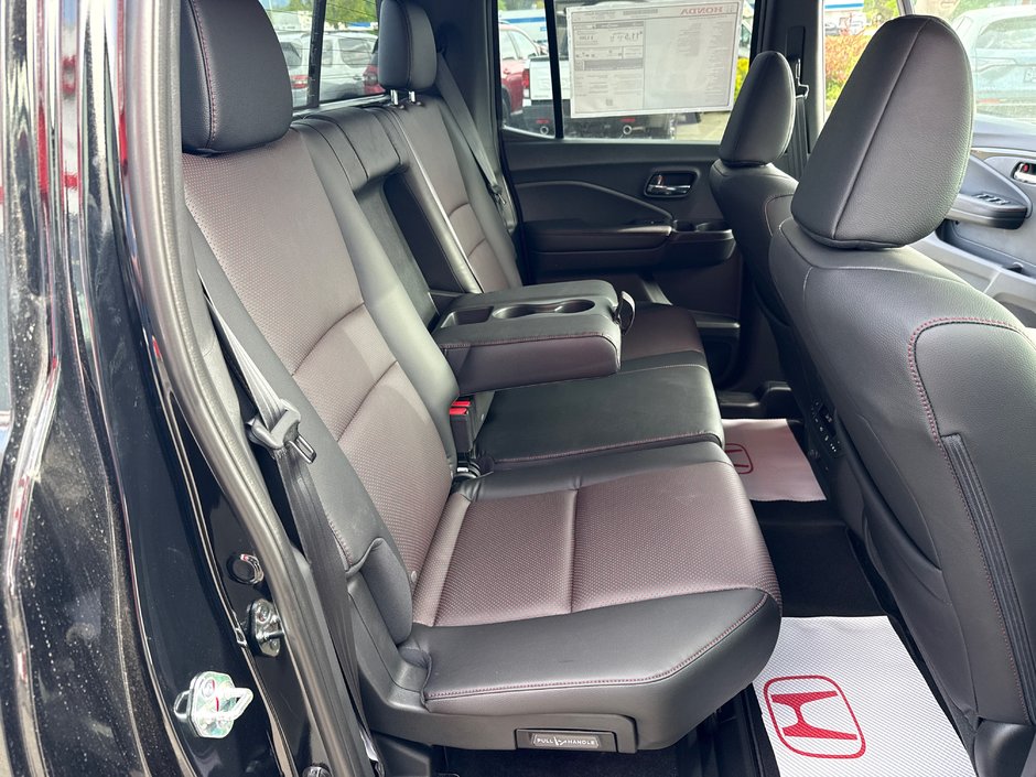 2025 Honda Ridgeline Black Edition-17