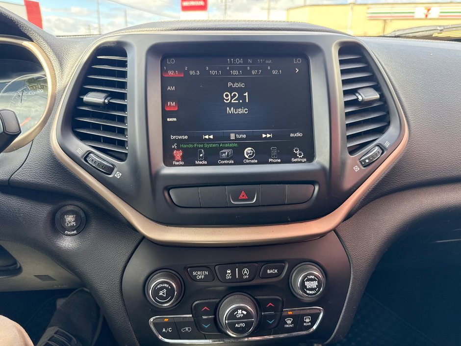 2015 Jeep Cherokee North-9