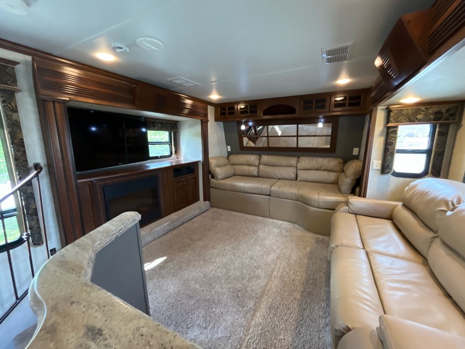 2014 Keystone ALPINE 3620FL-10