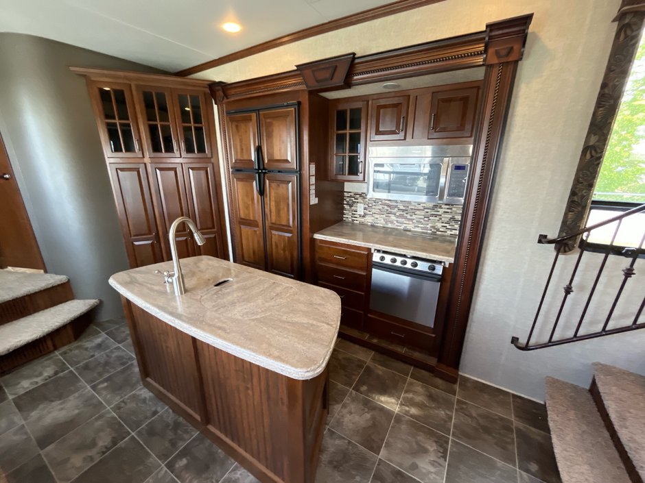 2014 Keystone ALPINE 3620FL-12