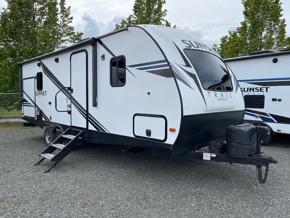 2019 Keystone SUNSET TRAIL SS222RB-1