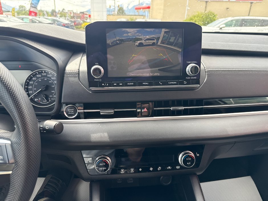 2024 Mitsubishi Outlander ES-11