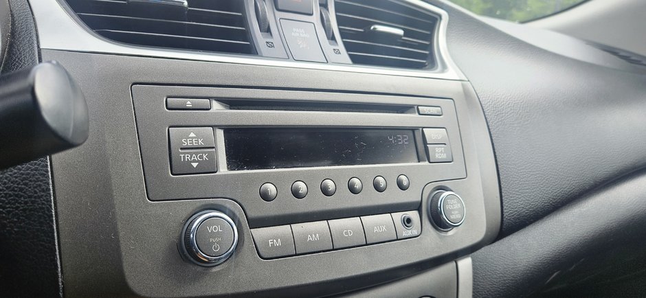 2014 Nissan Sentra S-2