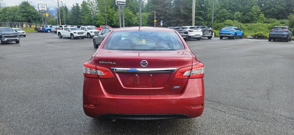 2014 Nissan Sentra S-14