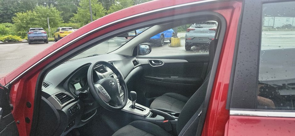2014 Nissan Sentra S-1