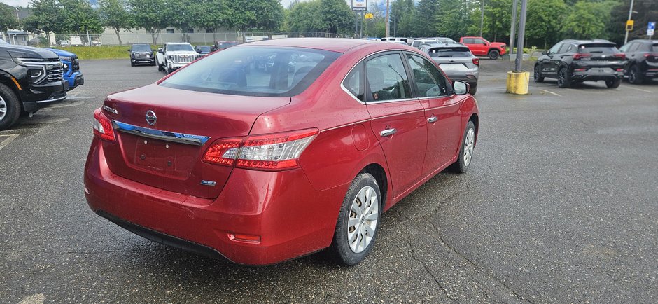 2014 Nissan Sentra S-17