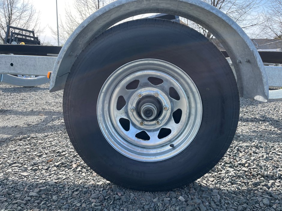 2026 ROAD RUNNER TRAILERS 4 200-2