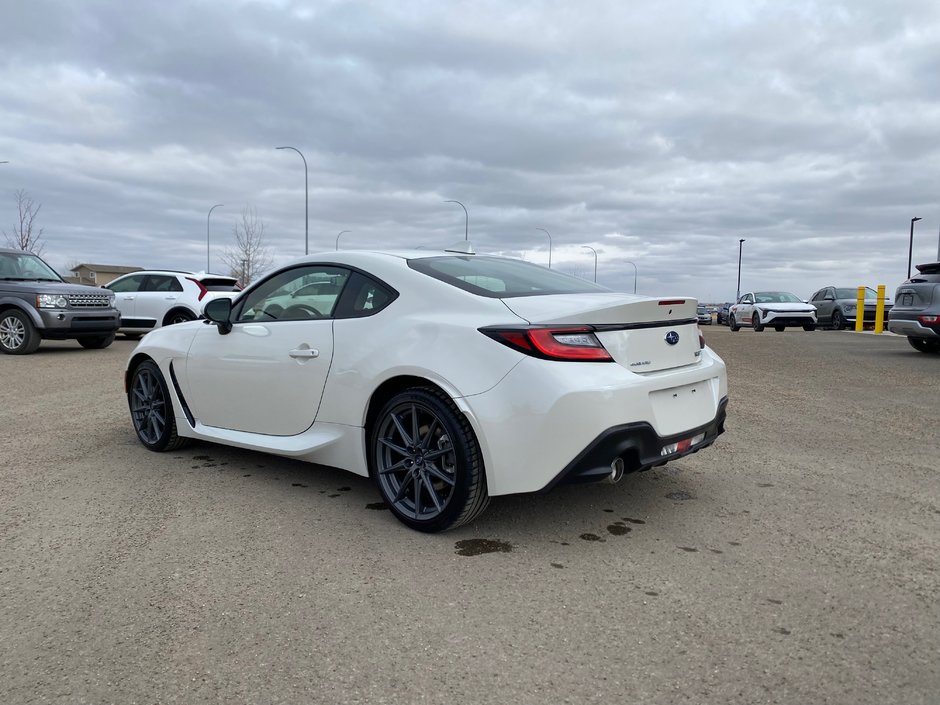 2024 Subaru BRZ Sport-tech-3