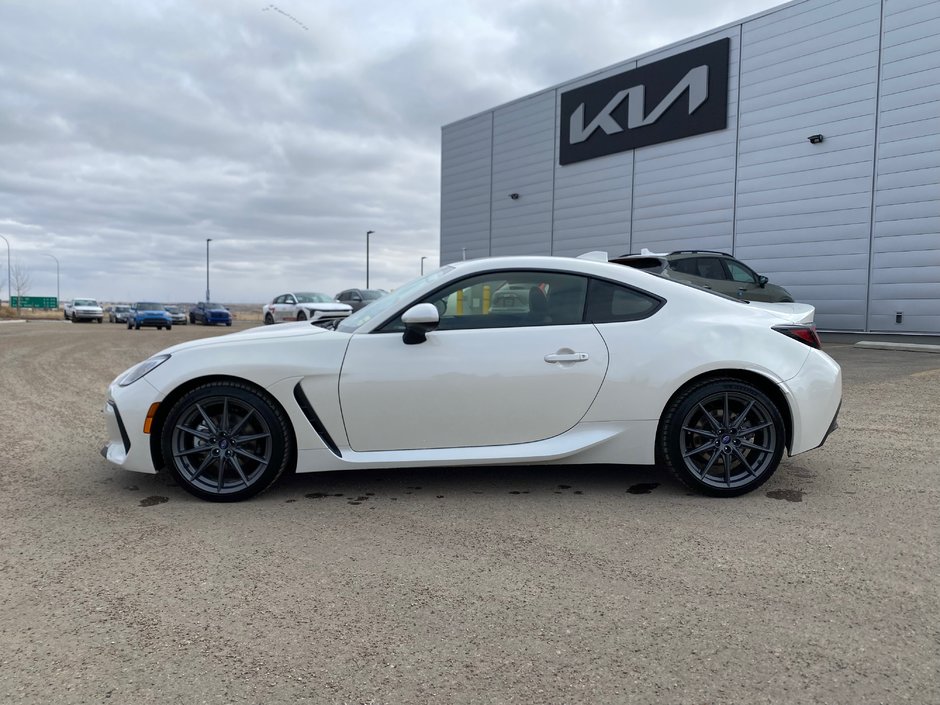2024 Subaru BRZ Sport-tech-2