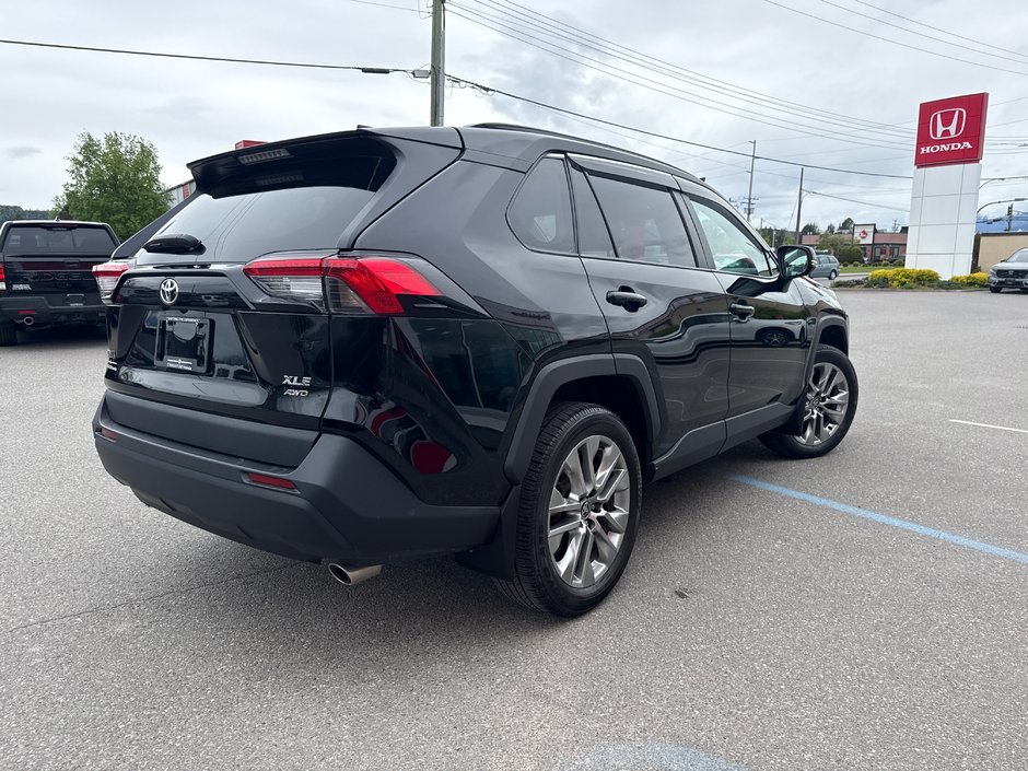 2023 Toyota RAV4 XLE-16