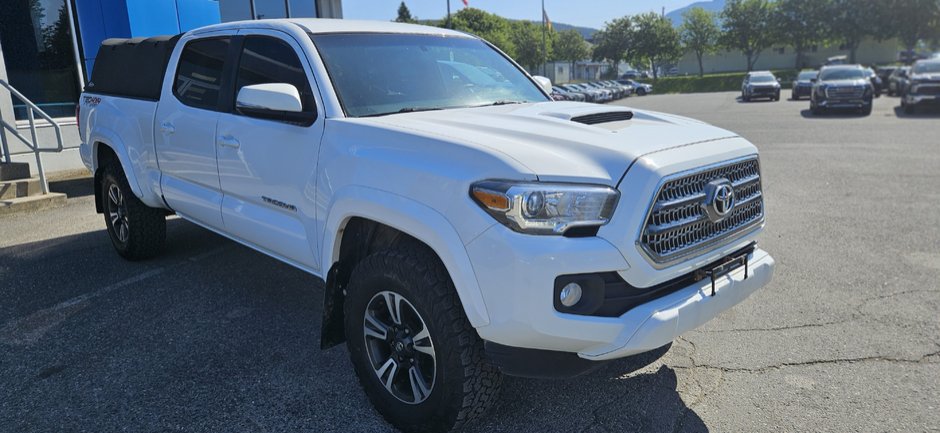 2016 Toyota Tacoma SR5-9