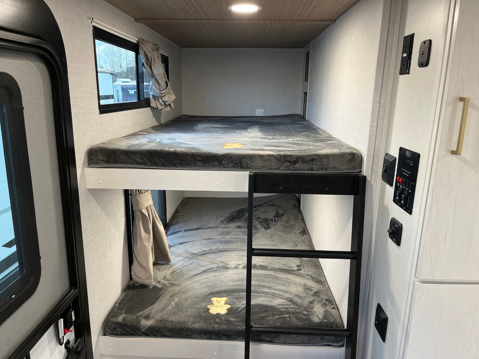 2026 Vibe by Forest River VBT2600BH-6