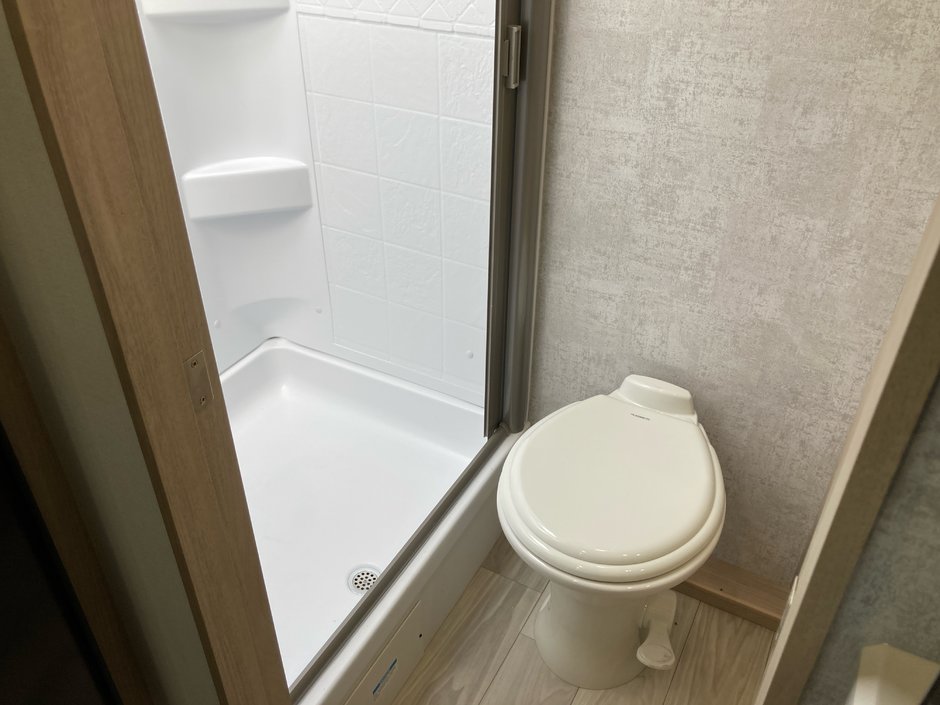 2025 Winnebago MICRO MINNIE 2108DS-11