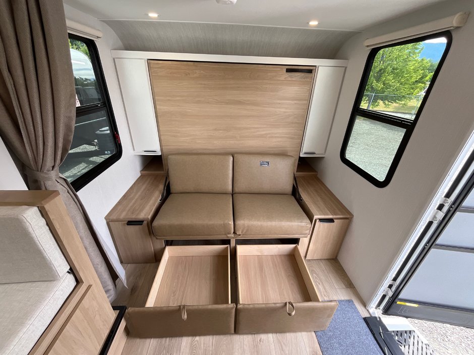 2026 Winnebago MICRO MINNIE 2200MBH-8