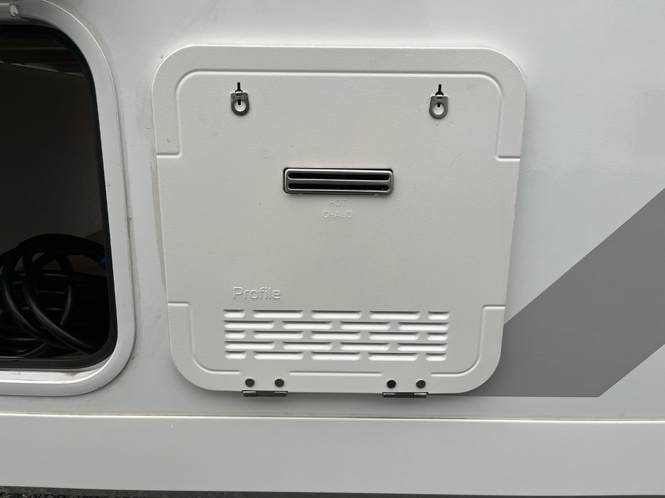 2026 Winnebago THRIVE 18FBS Thrive-6