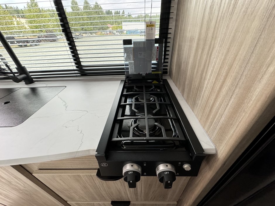 2025 Winnebago M-SERIES 2326MBBH-10