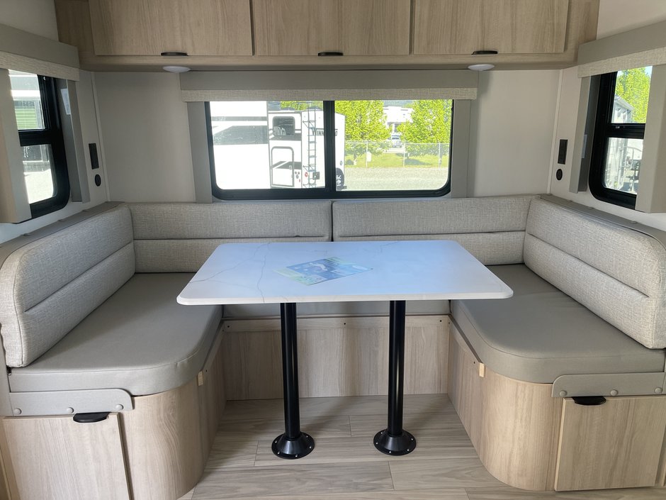 2024 Winnebago MINNIE MS2326BH-4