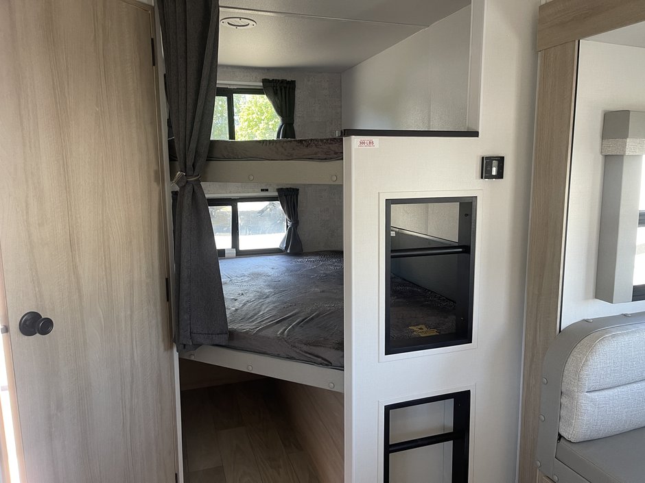 2024 Winnebago MINNIE MS2326BH-5