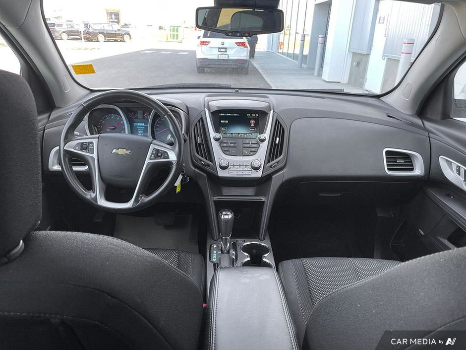 2016 Chevrolet Equinox LT-24