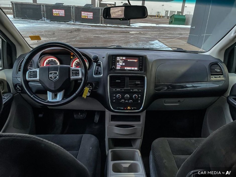 2017 Dodge Grand Caravan SXT-22