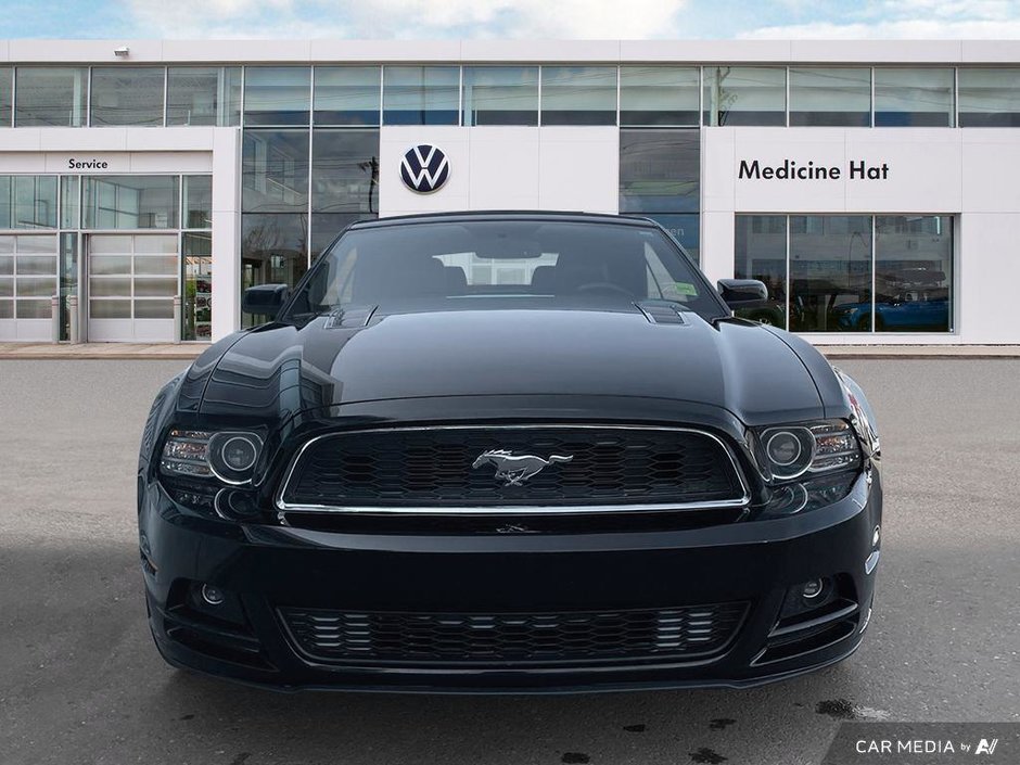 2013 Ford Mustang GT-1