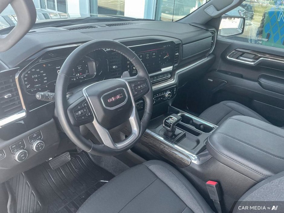 2024 GMC Sierra 1500 Elevation-12