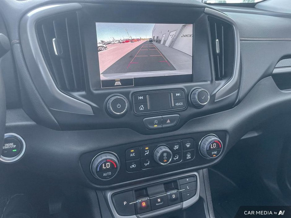 2024 GMC Terrain AT4-18
