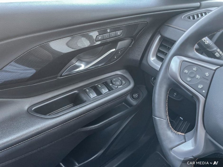2024 GMC Terrain AT4-16