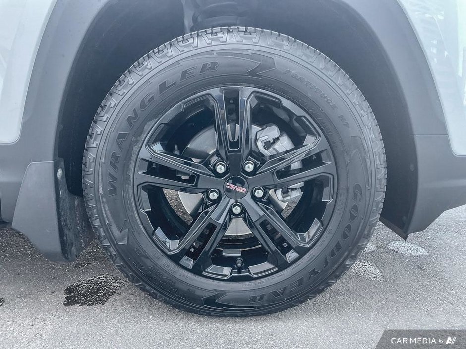 2024 GMC Terrain AT4-5