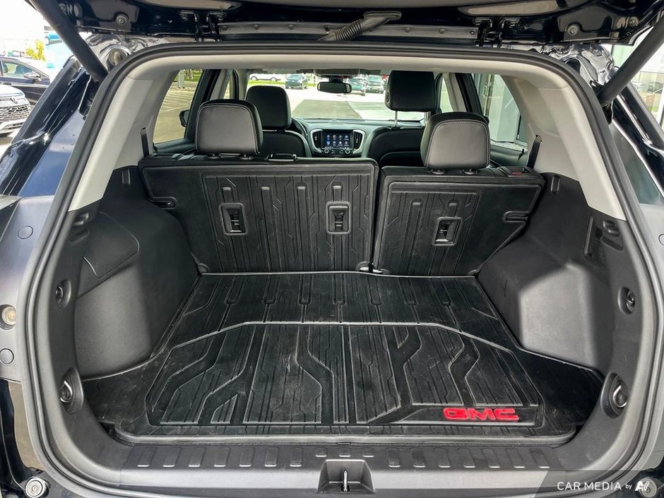 2024 GMC Terrain SLT-11