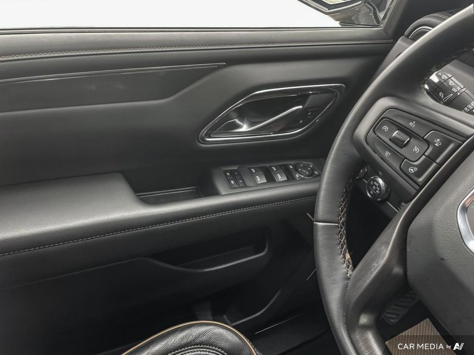 2023 GMC Yukon AT4-16